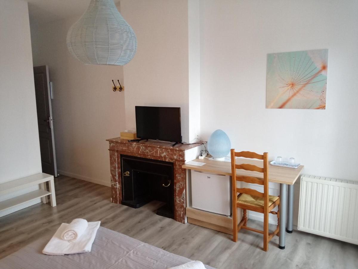 Hotel A Deux Pas Du Rheby Villebois Zewnętrze zdjęcie
