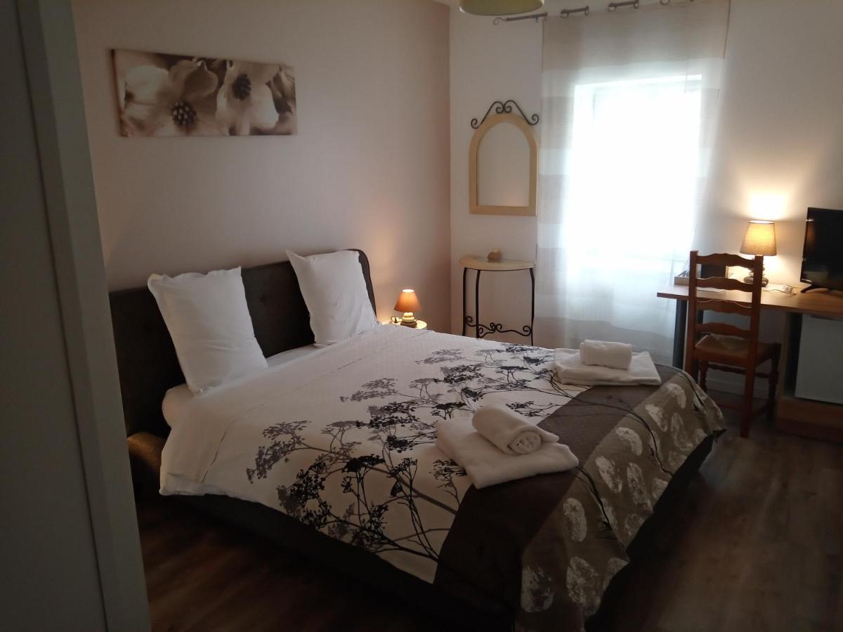 Hotel A Deux Pas Du Rheby Villebois Zewnętrze zdjęcie